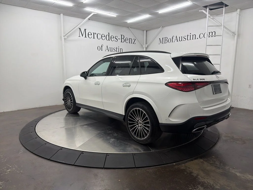 Used 2026 White Mercedes-Benz GLC 300 image 5
