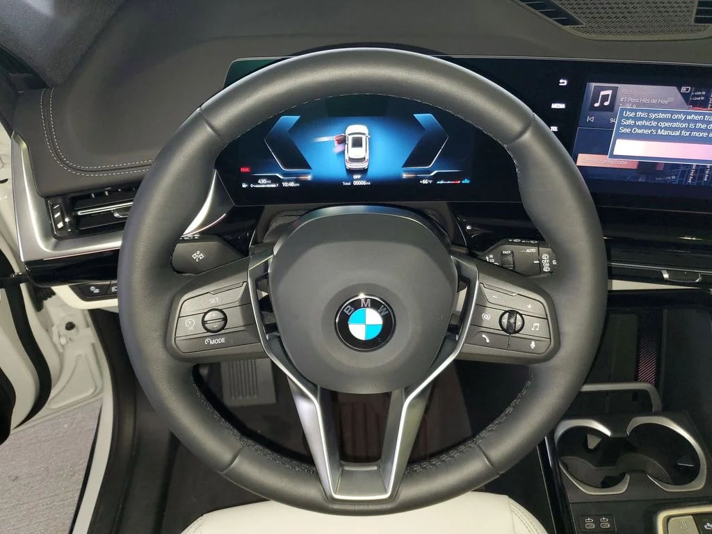 Used 2026 White BMW xDrive28i image 18