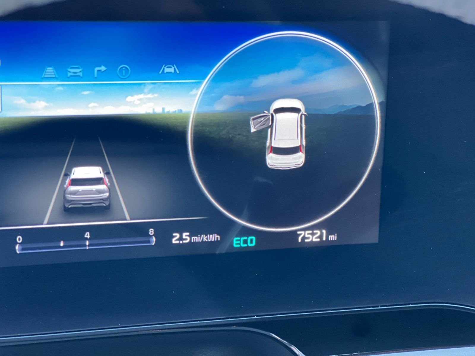 Certified Used 2023 Green Kia Wind image 27