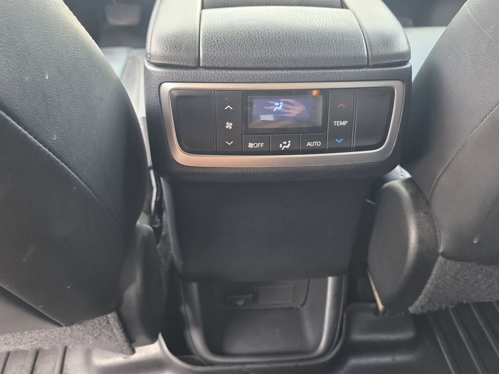 Used 2015 Gray Toyota Limited V6 image 26