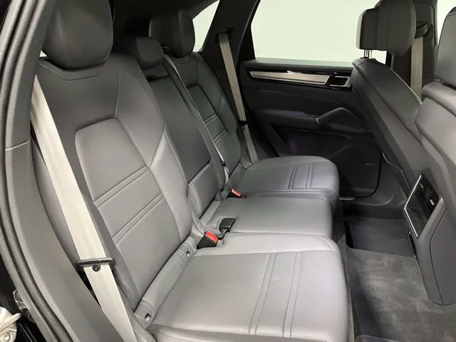 2022 Porsche Cayenne Platinum Edition - Photo 53