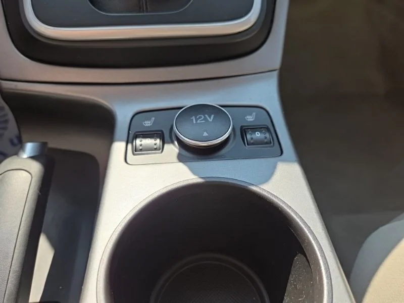 Used 2014 Red Ford SE image 37