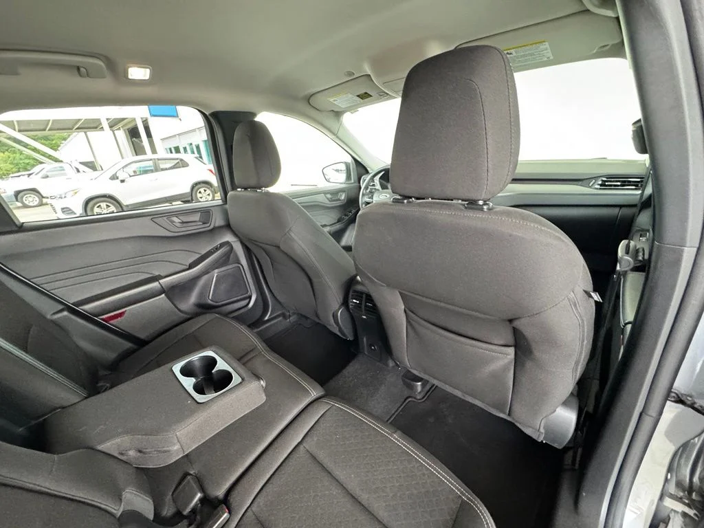 Used 2024 Silver Ford Active image 25