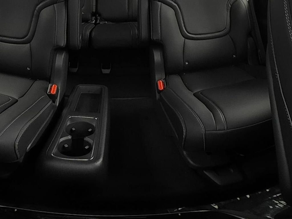 New 2026 White INFINITI PURE image 35
