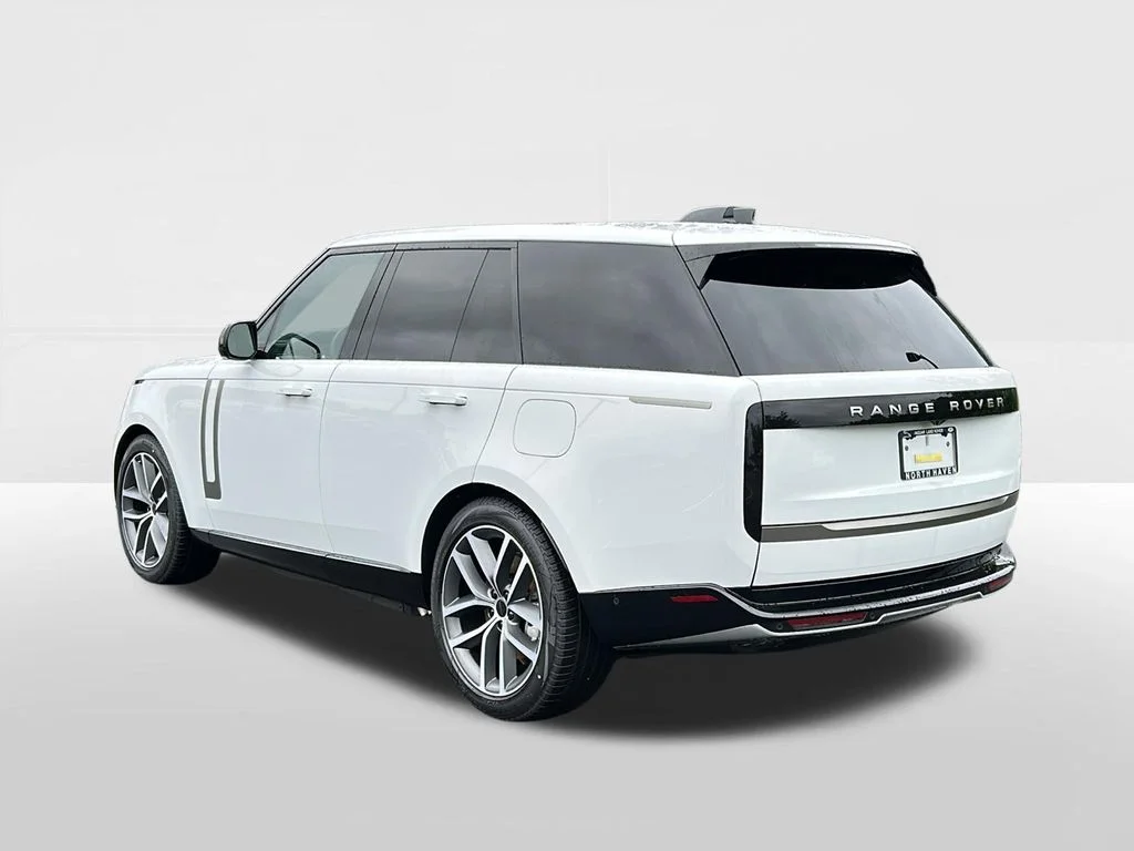 2026 Land Rover Range Rover SE - Photo 6