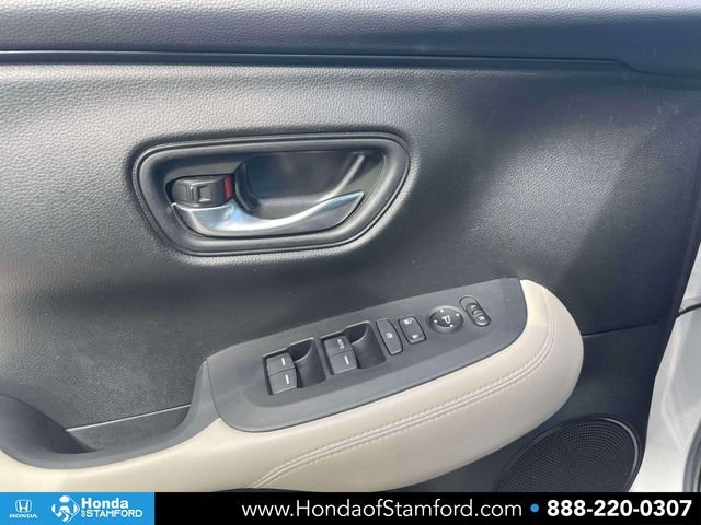 Certified Used 2023 Lunar Silver Metallic Honda LX image 16