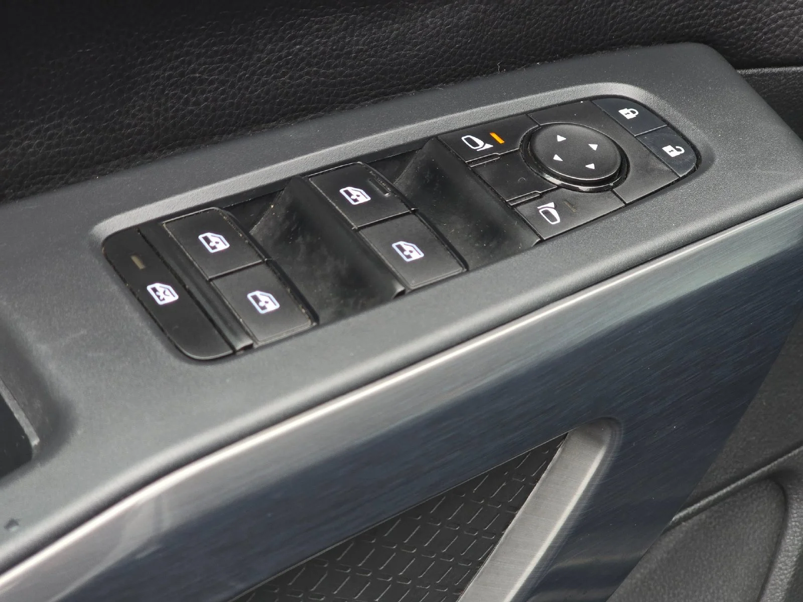 Used 2024 Gray Nissan Rock Creek image 23