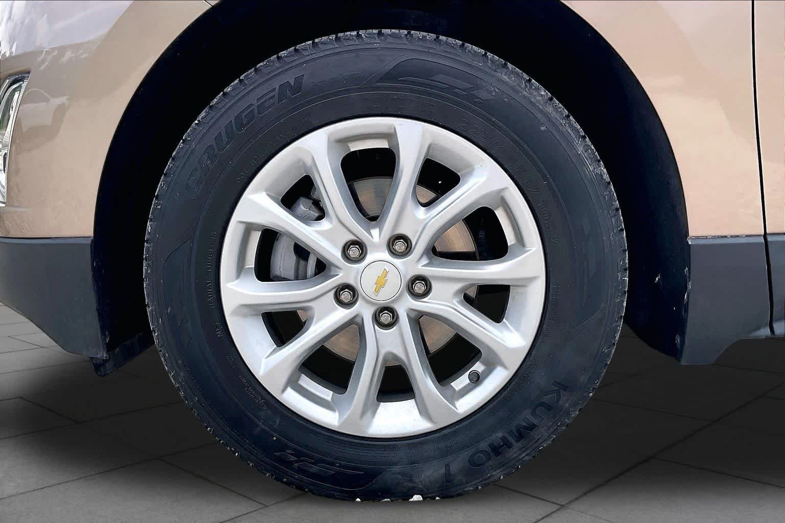Used 2019 Sandy Ridge Metallic Chevrolet LT image 10