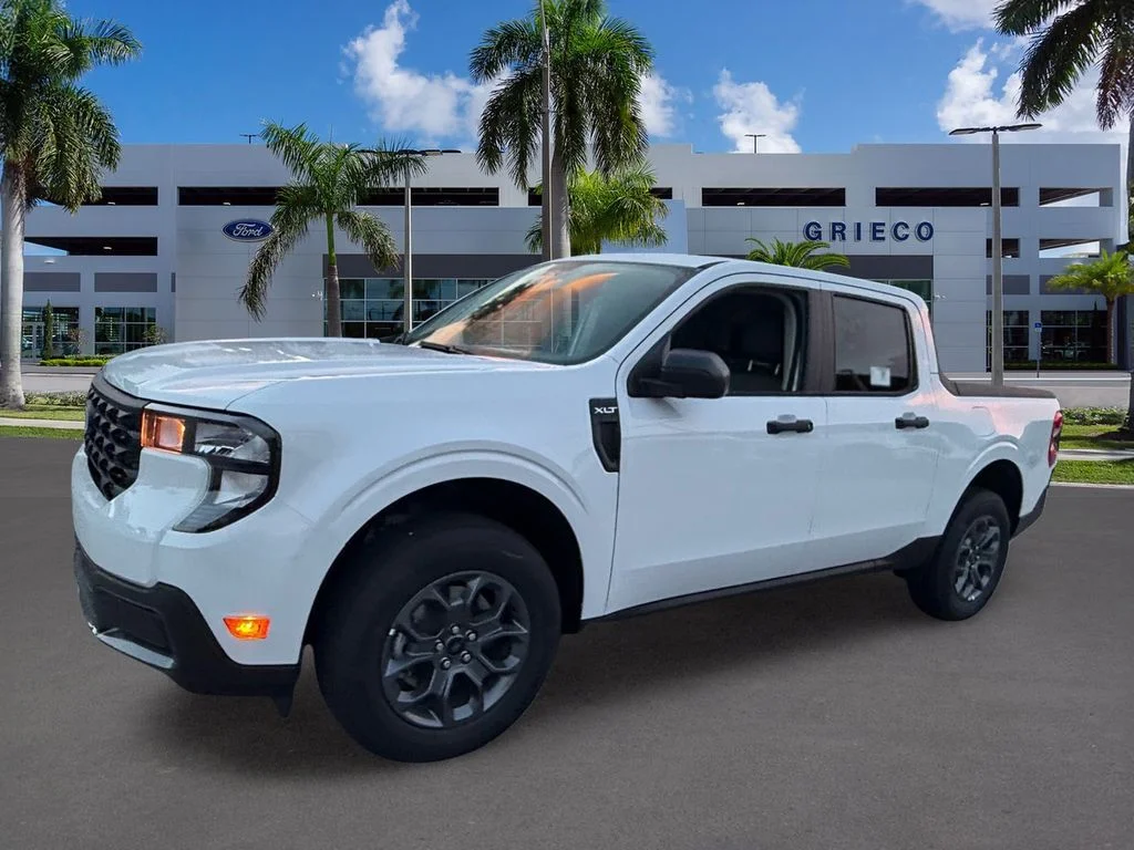 New 2026 White Ford XLT image 3
