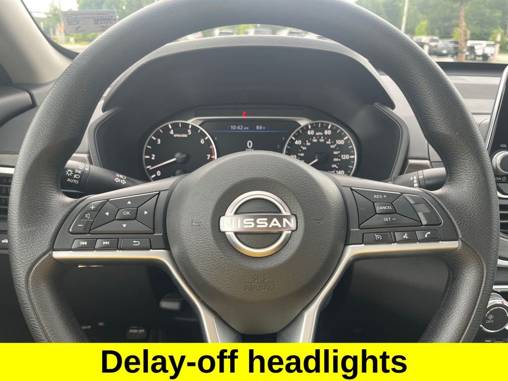 Used 2025 Gray Nissan 2.5 SV image 16