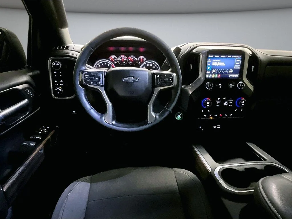 Used 2020 Gray Chevrolet LT Trail Boss image 9