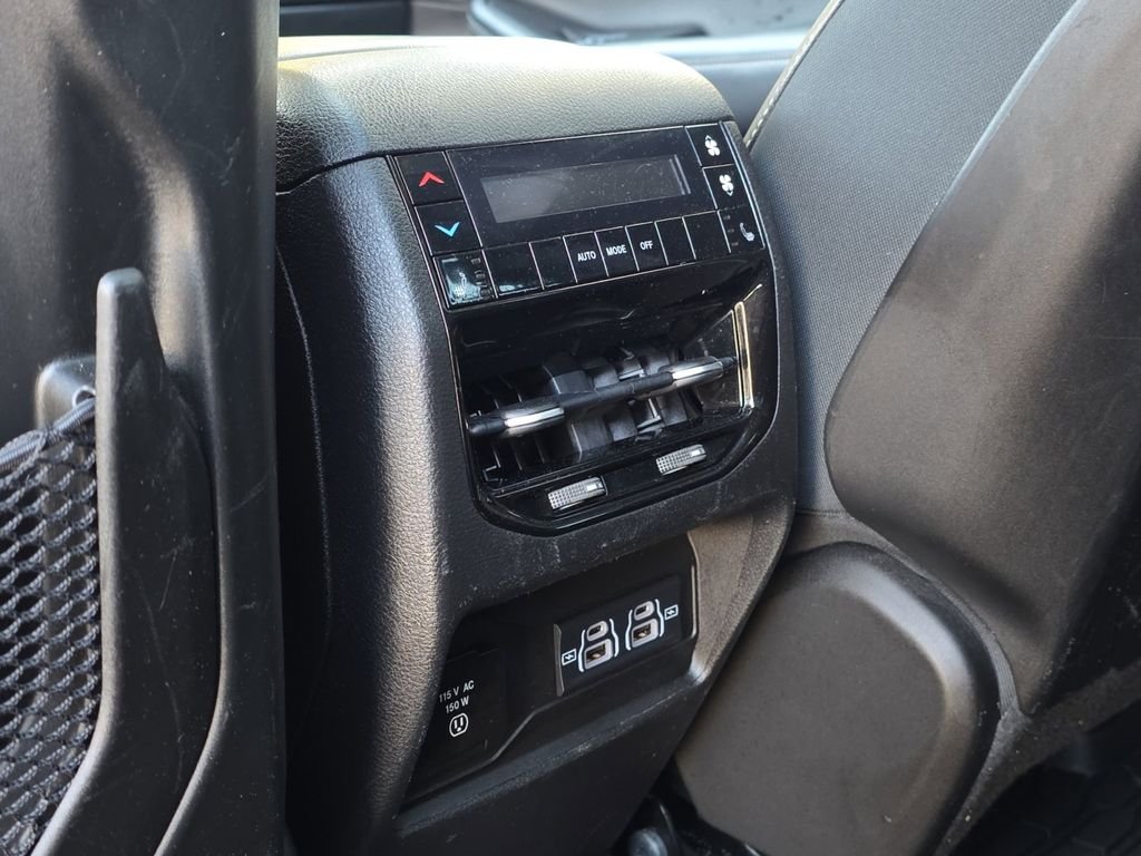 Used 2022 Black Jeep Limited image 29