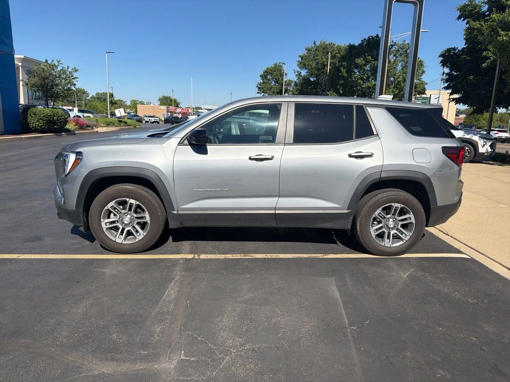 Used 2026 Silver GMC Elevation image 1