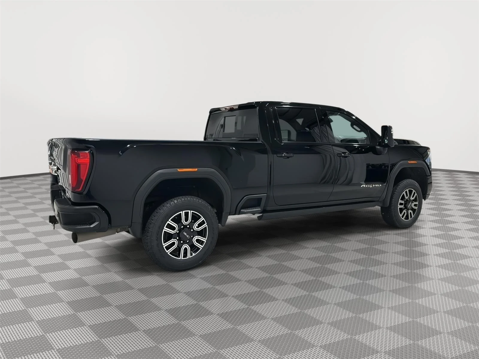Used 2023 ONYX BLACK GMC AT4 image 6