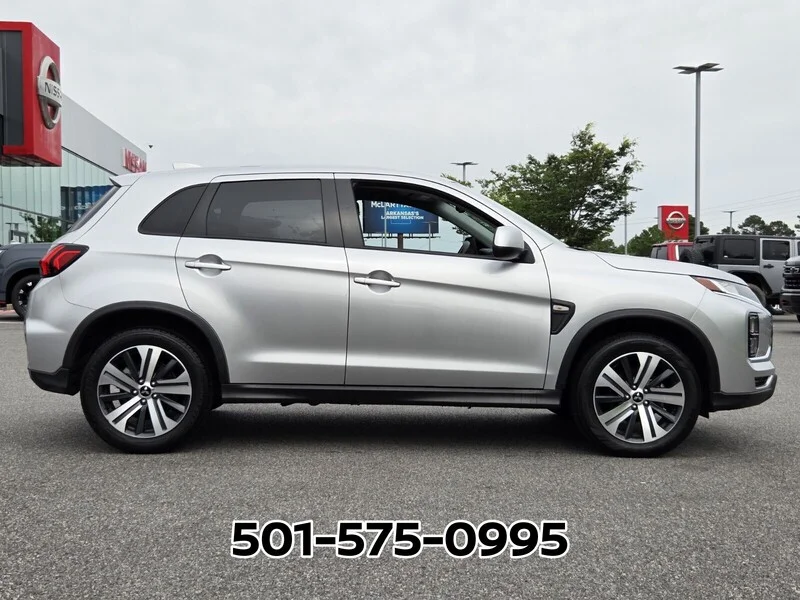 Used 2024 SILVER MITSUBISHI S 2.0 AWC image 6