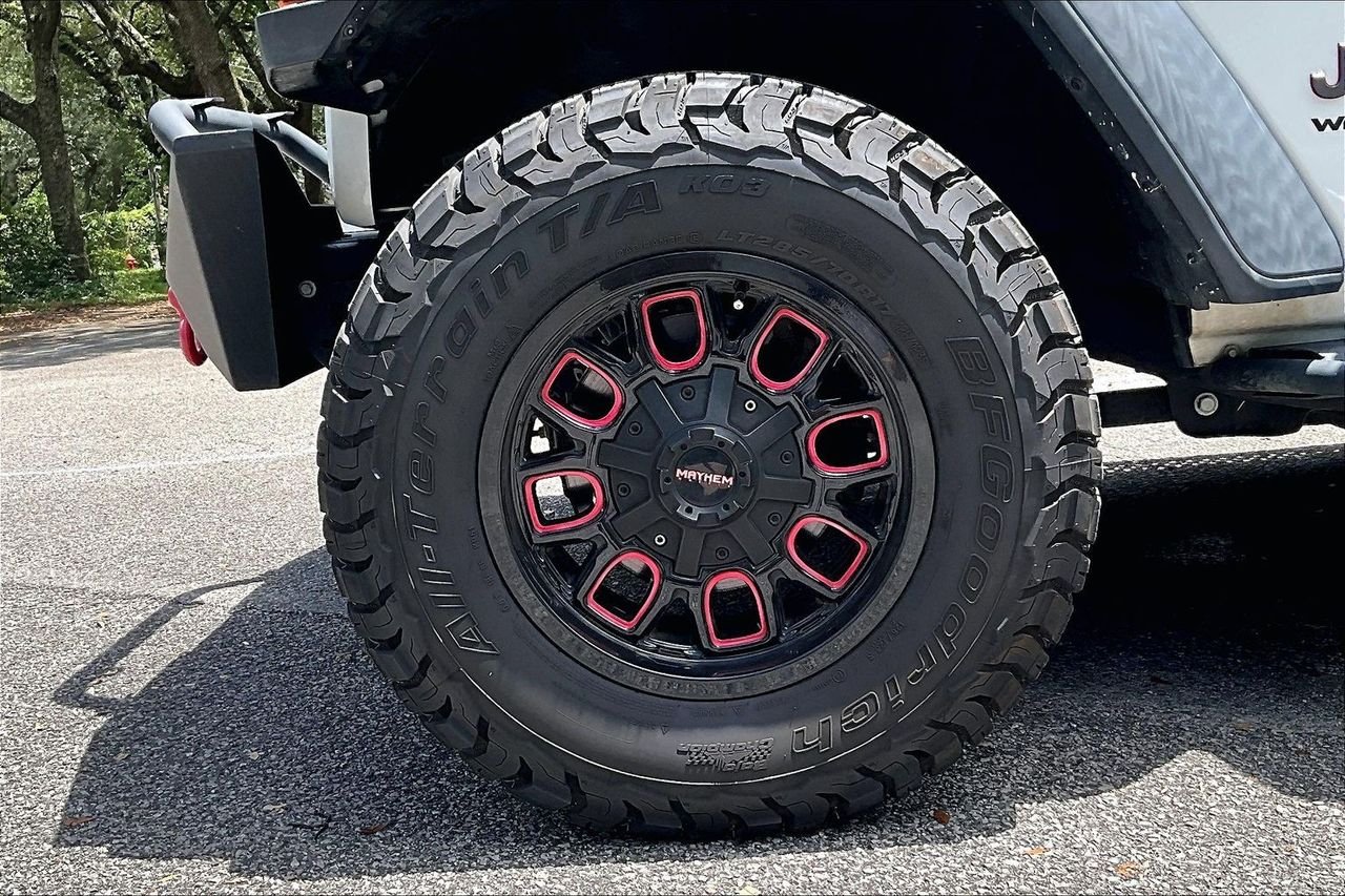 Used 2020 White Jeep Unlimited Rubicon image 33