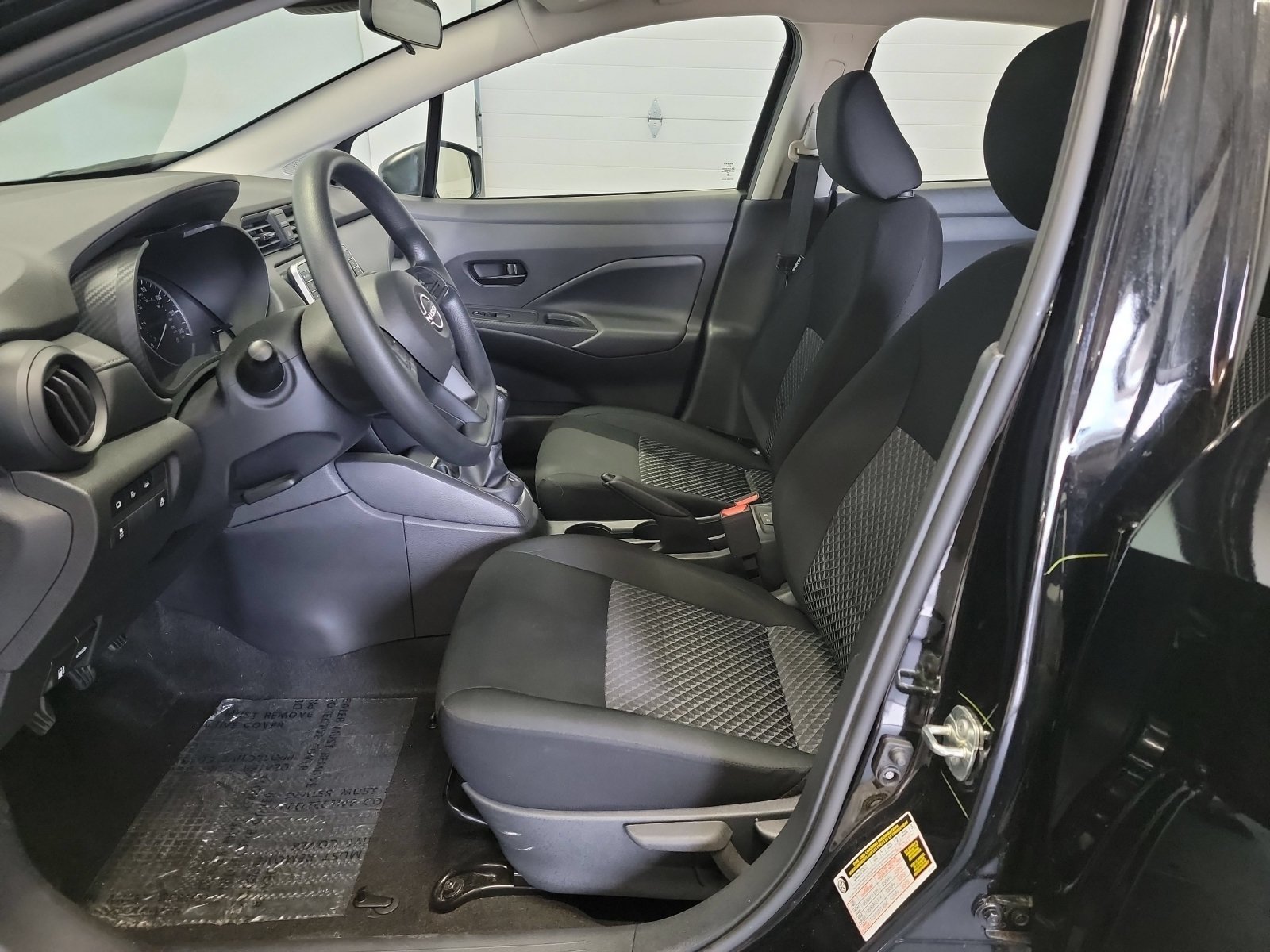 Used 2023 Super Black Nissan S image 11