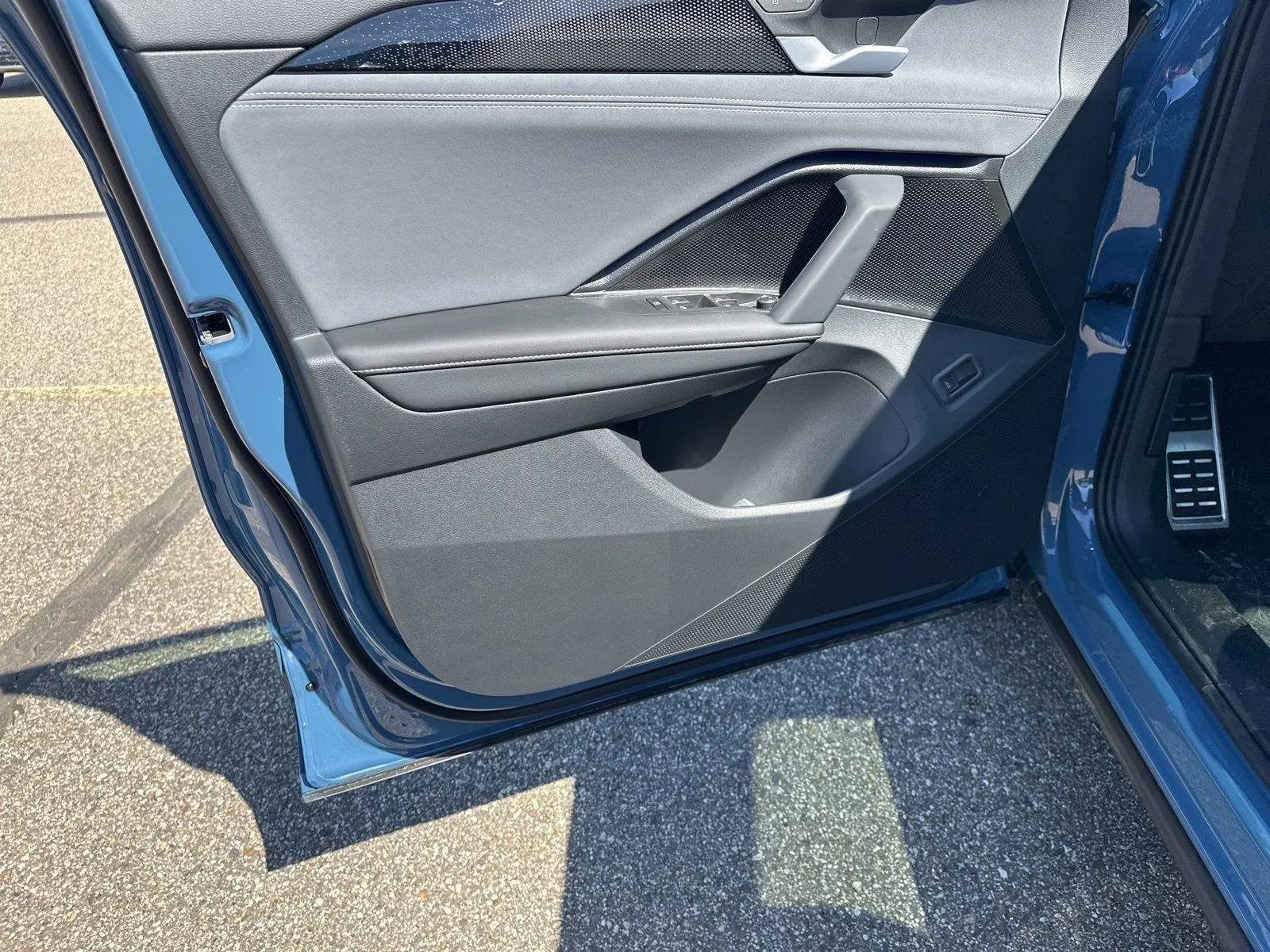 New 2026 Blue Volkswagen 2.0T SE R-Line Black image 16