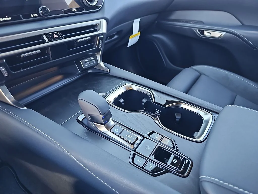 2026 Lexus RX 450h+ Luxury - Photo 25
