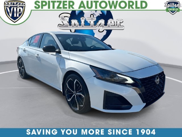 2023 Nissan Altima SR