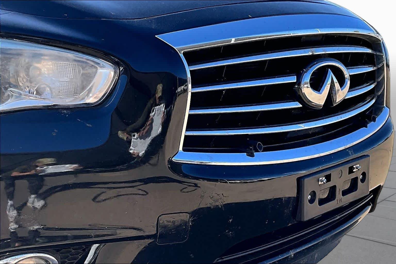 Used 2013 Black Obsidian INFINITI  image 29