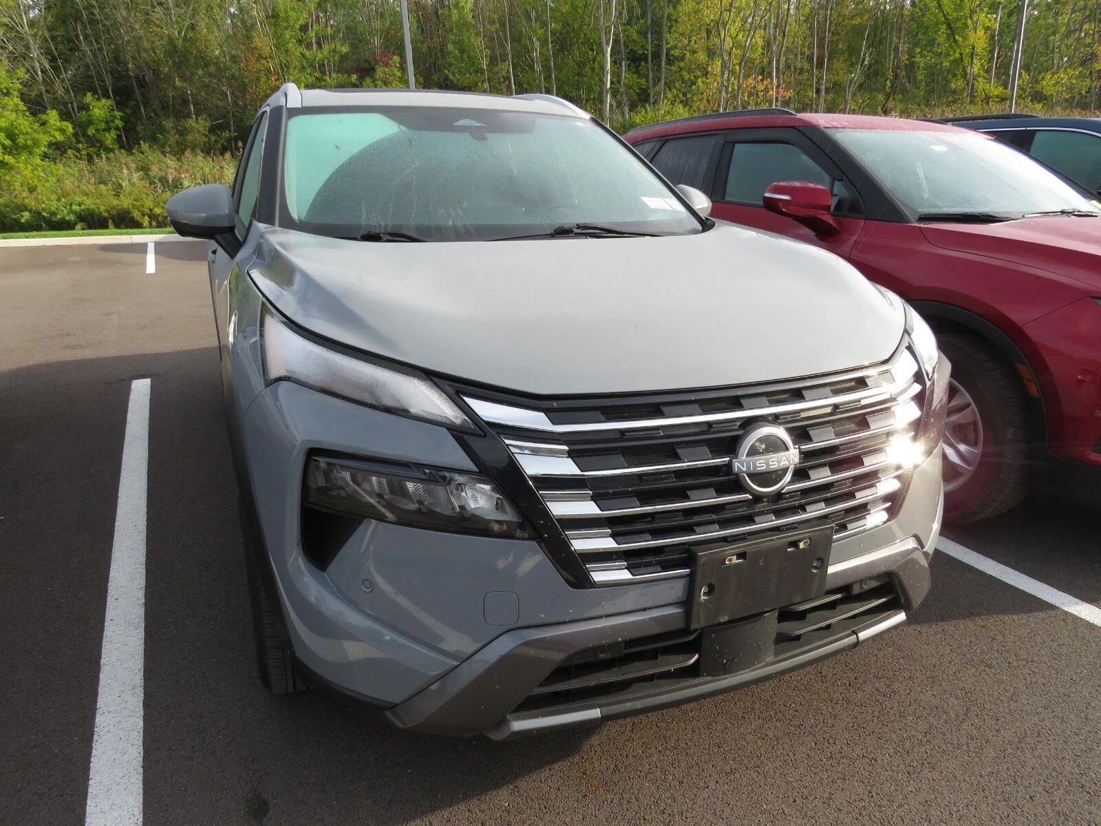 Used 2024 Boulder Gray Pearl Nissan SL image 3