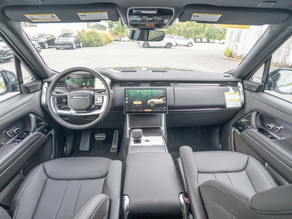 New 2026 Carpathian Grey Land Rover SE image 16