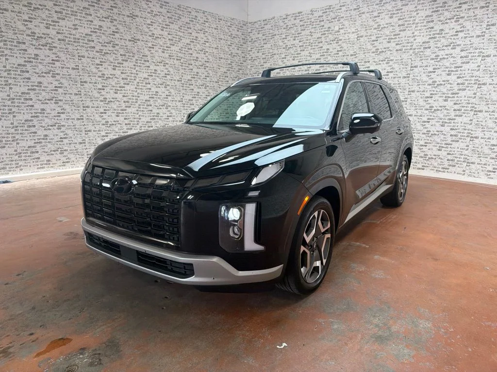 Used 2024 Abyss Black Pearl Hyundai SEL image 3