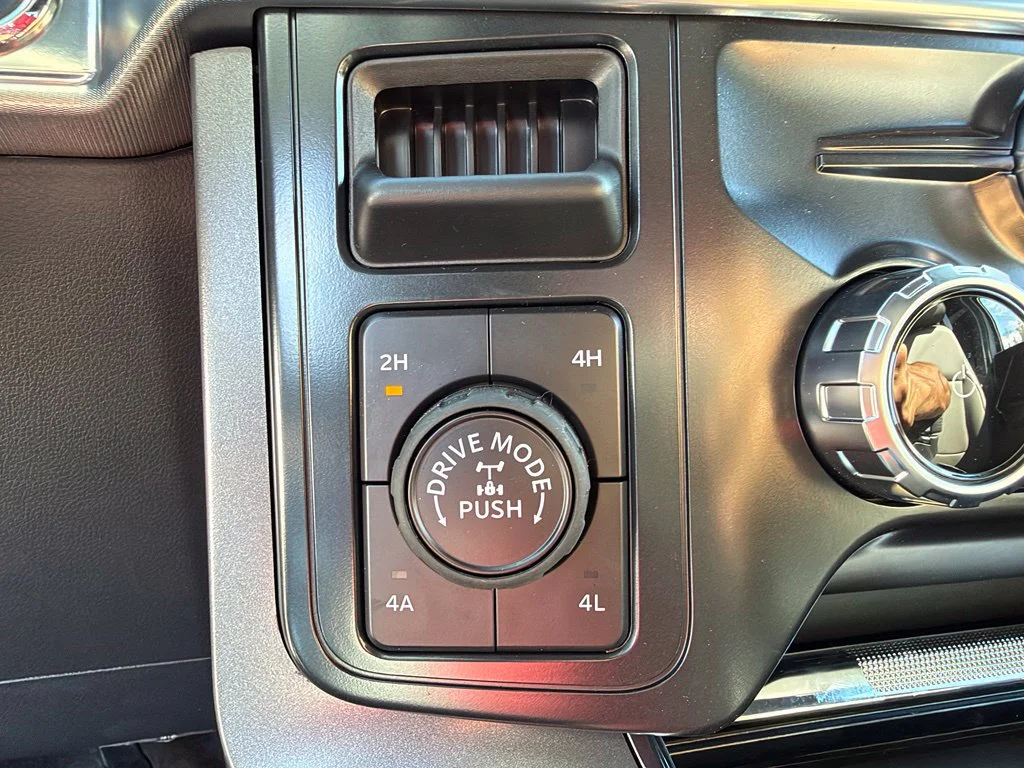 New 2026 White Ford Lariat image 31