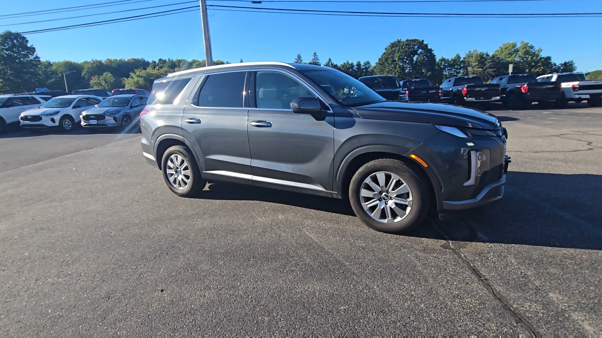 Used 2025 Gray Hyundai SEL image 20