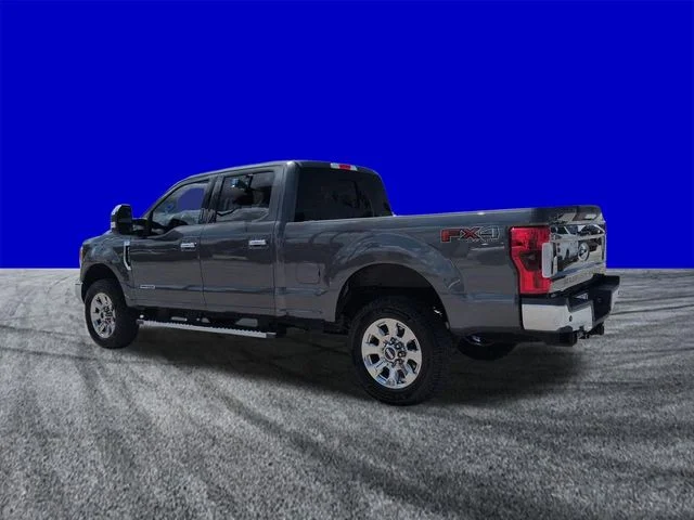 Used 2017 Gray Ford Lariat image 6
