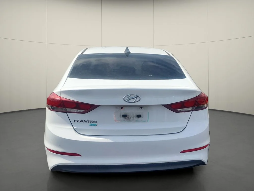 Used 2017 White Hyundai SE image 6