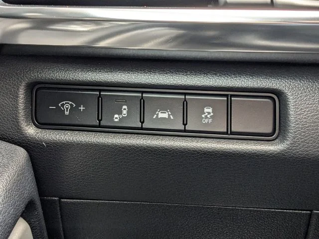 Used 2022 Silver Kia S image 21