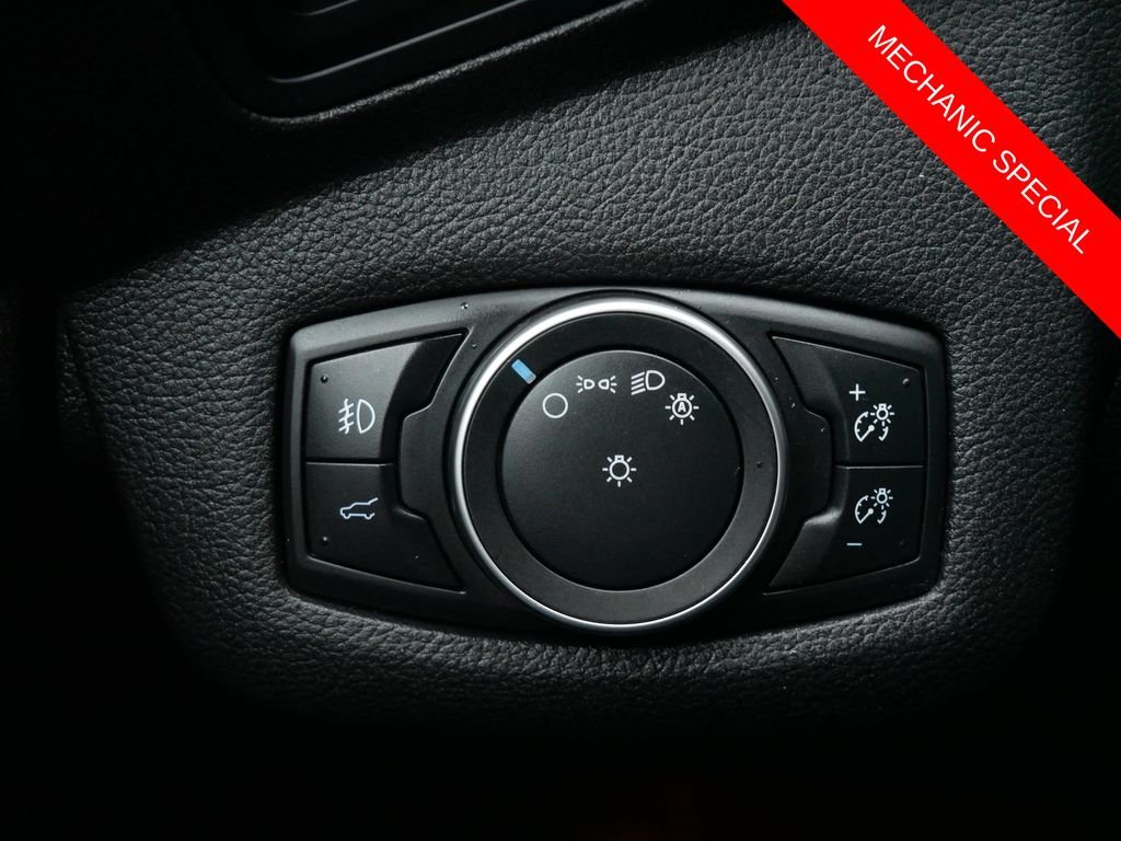 Used 2018 Black Ford SE image 17