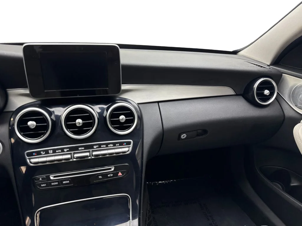 Used 2016  Mercedes-Benz C 300 image 52