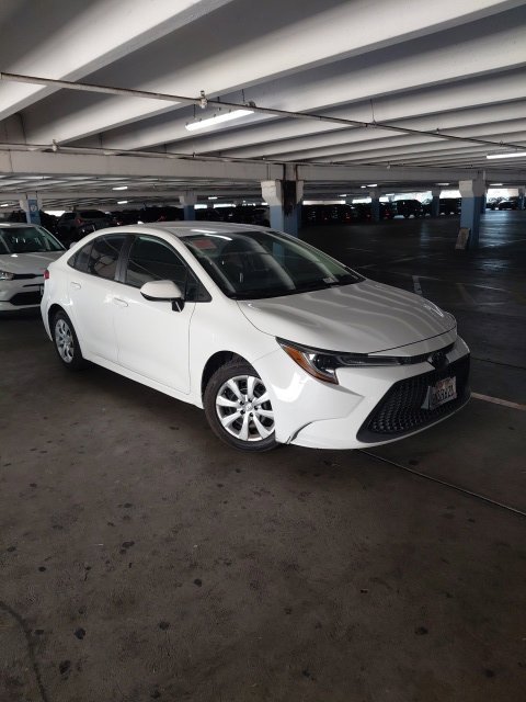 Used 2020 White Toyota LE image 2