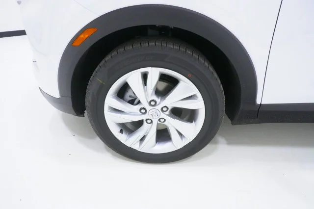 New 2026 Summit White Buick Preferred image 11