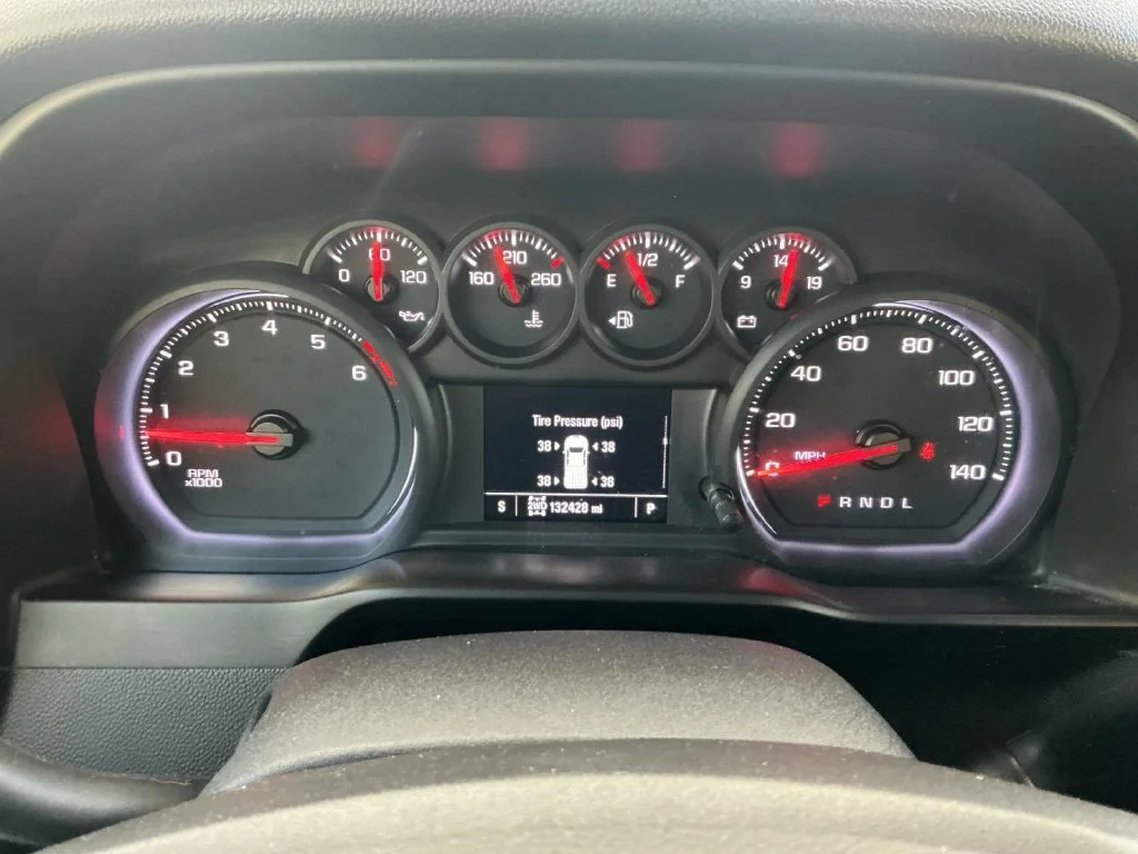 Used 2019 BLACK Chevrolet Custom Trail Boss image 19