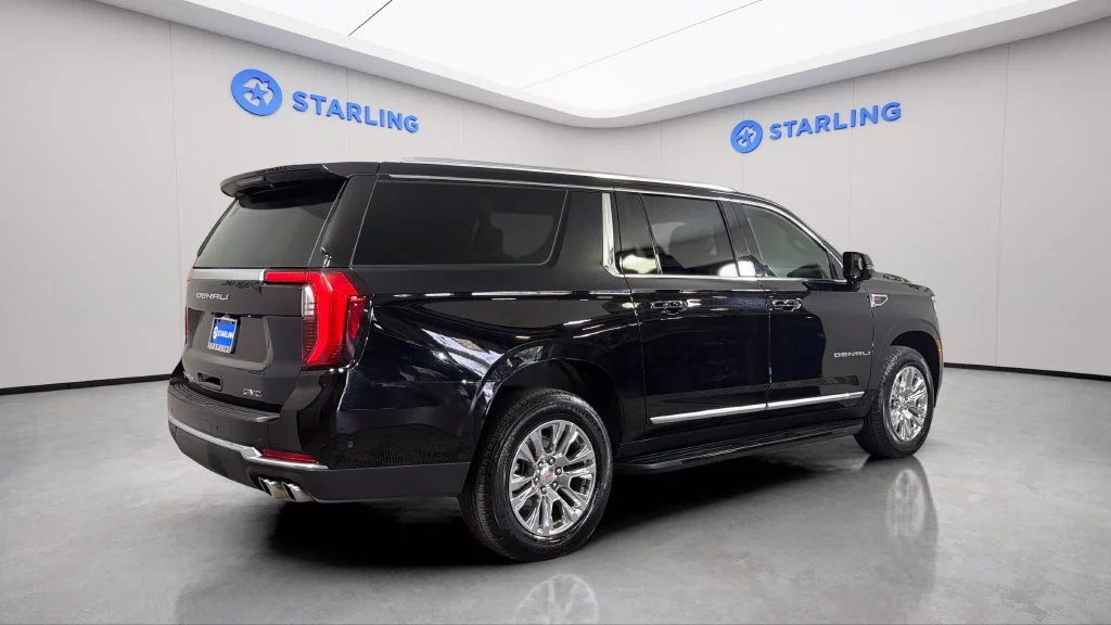 Certified Used 2025 Onyx Black GMC Denali image 9