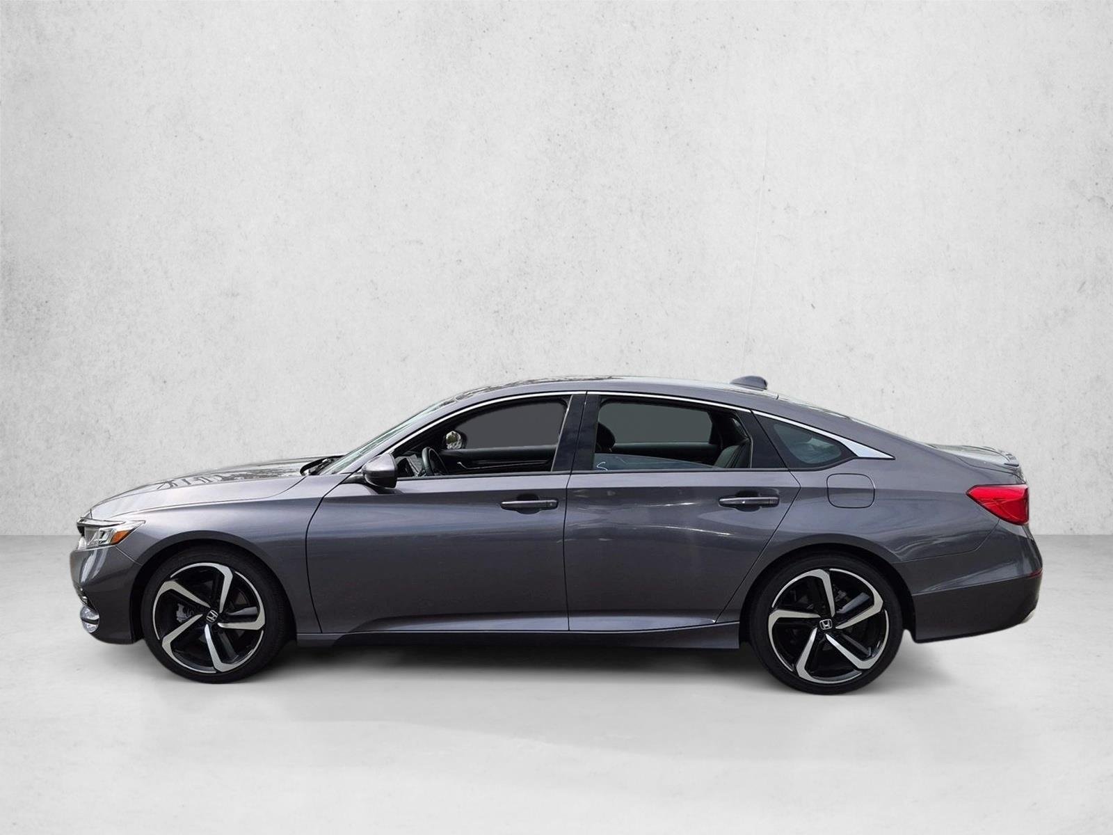 Used 2018 Modern Steel Metallic Honda Sport 1.5T image 8