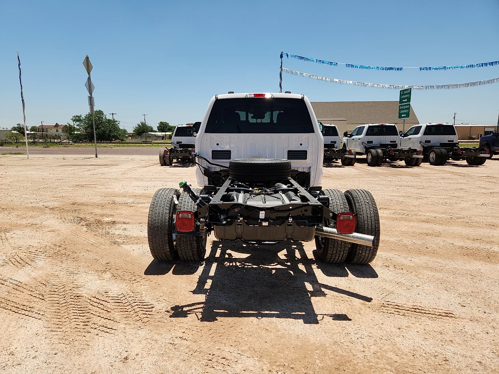 New 2026 Oxford White Ford F-350® XL image 6