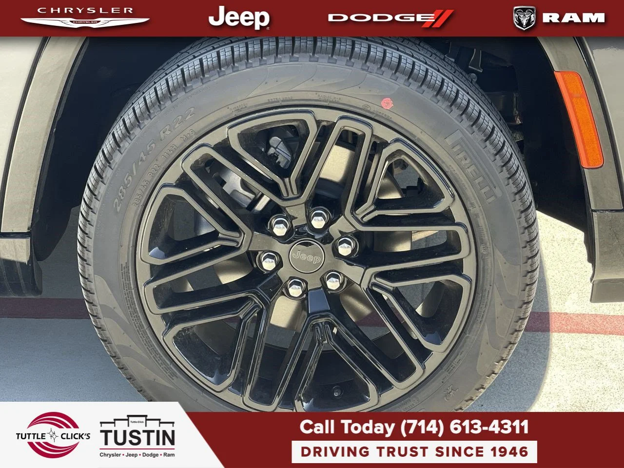New 2026 Baltic-Gray Metallic Clear-Coat Exterior Paint Jeep Limited Reserve image 16