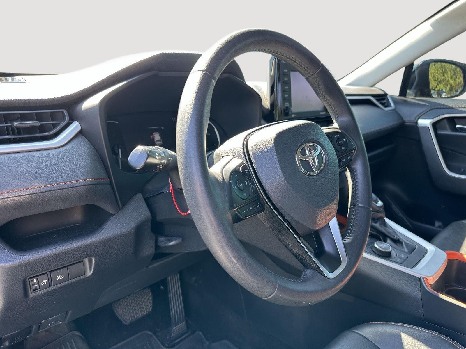Used 2022 Midnight Black Metallic Toyota Adventure image 11