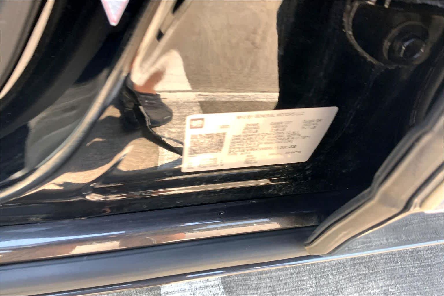 Used 2022 Ebony Twilight Metallic Buick Premium image 31