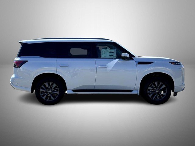 New 2026 RADIANT WHITE INFINITI Pure 4WD image 4