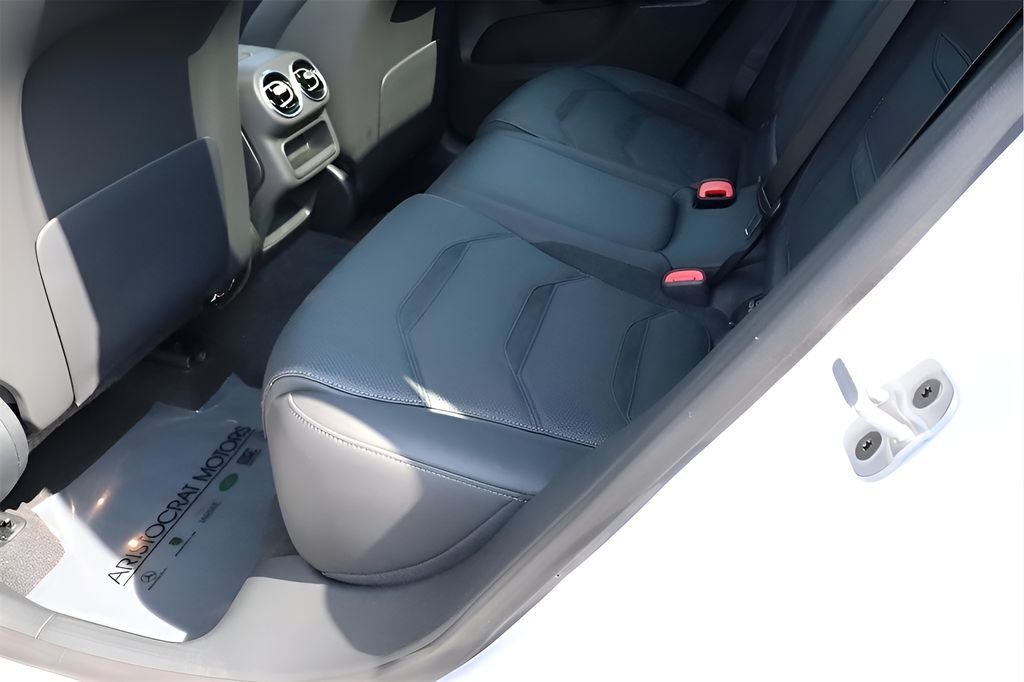 2025 Mercedes-Benz GLC AMG GLC63 S - Photo 42