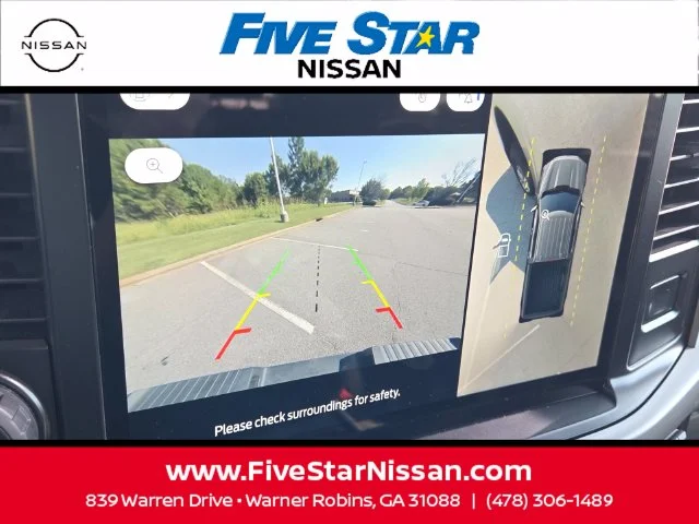 Used 2024 Silver Ford XLT image 21