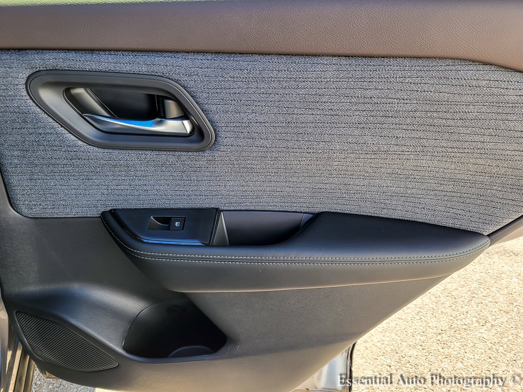 Used 2023 Gun Metallic Nissan SV image 19