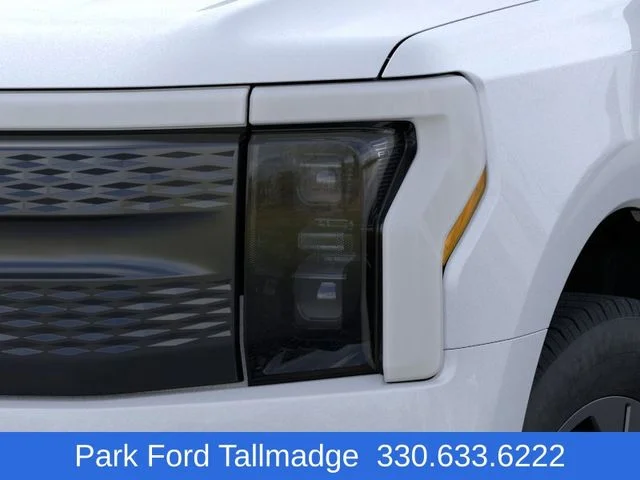 2025 Ford F-150 Lightning Flash - Photo 18