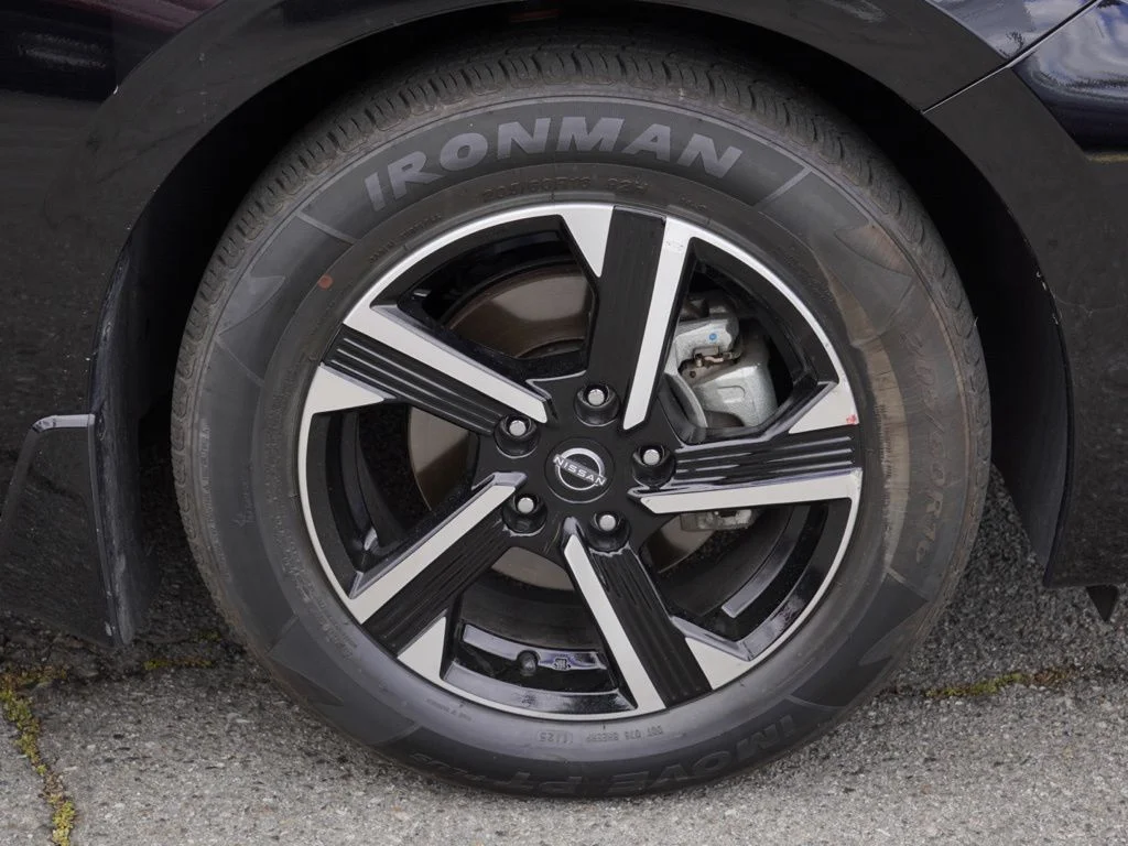 Used 2025 Black Nissan SV image 6